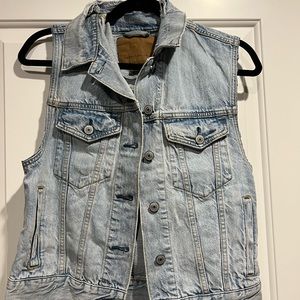 American Eagle Distresses Jean Vest XS